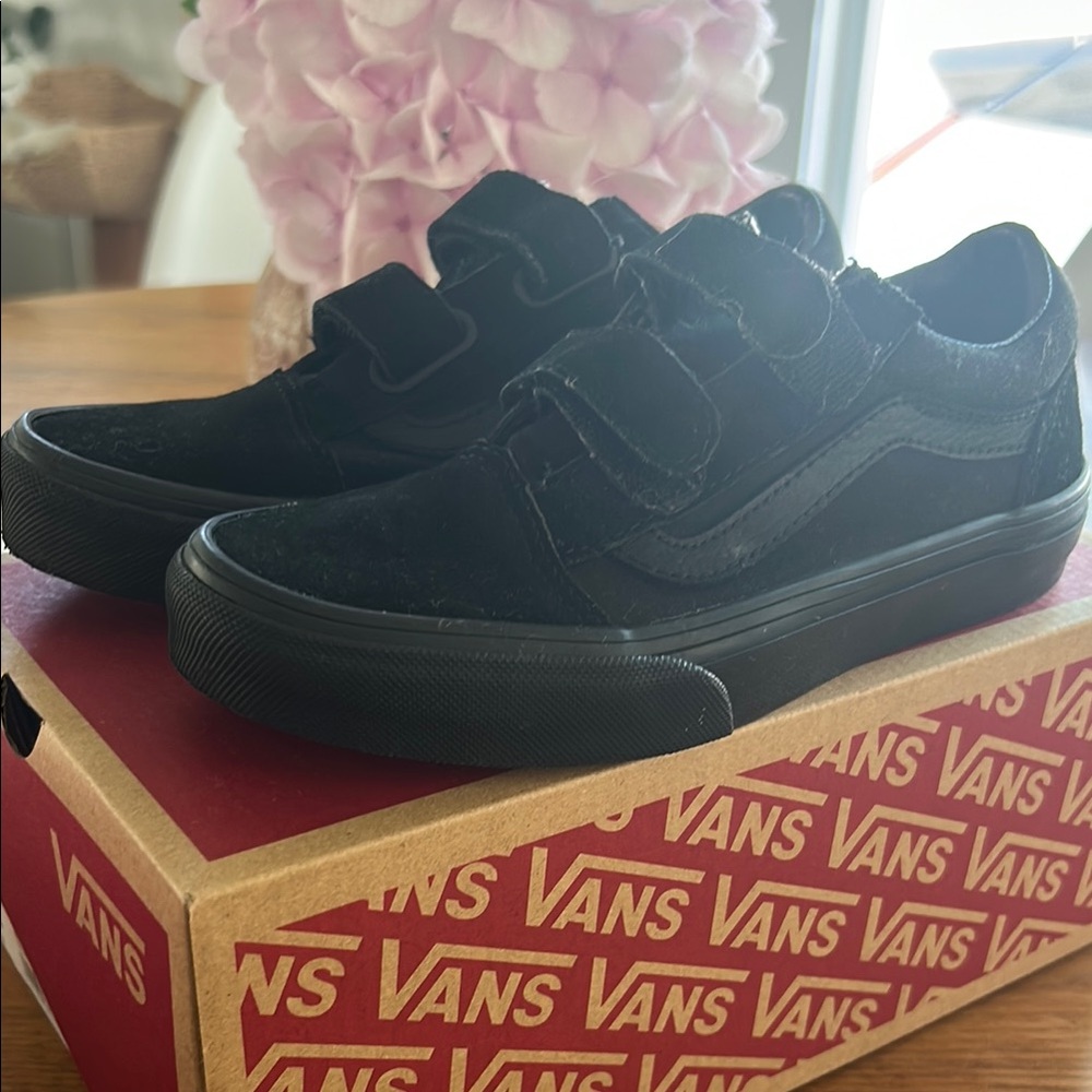 Vans All-Black Velcro Sneakers